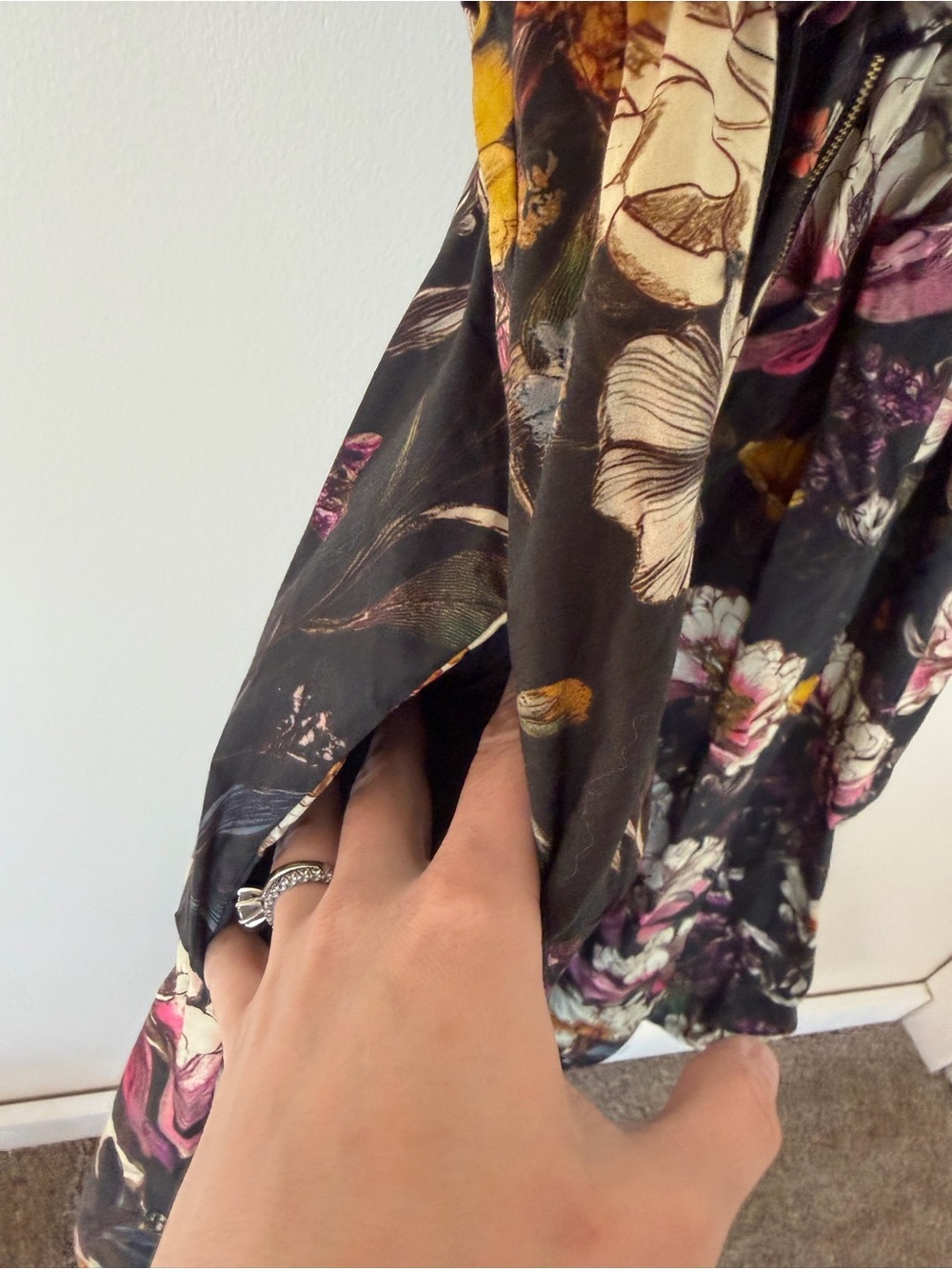 ANTHROPOLOGIE V-Neck Zip Front Midi Dress in Black Colorful Floral - Picture 8 of 13